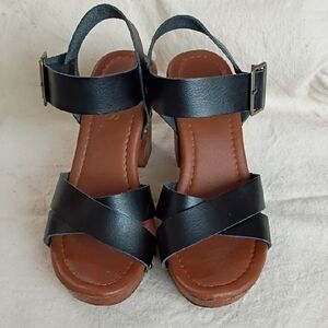 Elegant Black Leather Sandal Heels